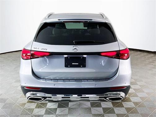 2026 Mercedes-Benz GLC 300 Base
