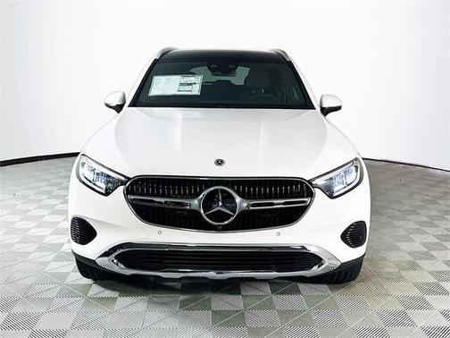 2026 Mercedes-Benz GLC 300 4MATIC