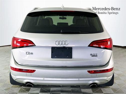 Silver Metallic 2016 Audi Q5 2.0T Premium Plus