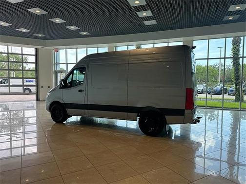 2025 Mercedes-Benz Sprinter 2500 Standard Roof