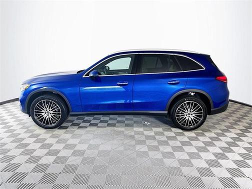 2026 Mercedes-Benz GLC 300 4MATIC