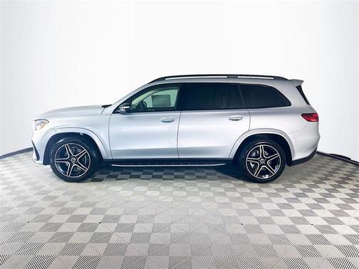 2026 Mercedes-Benz GLS 450 4MATIC