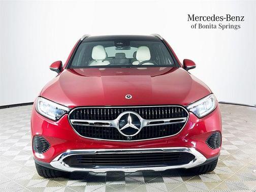 MANUFAKTUR Patagonia Red Metallic 2026 Mercedes-Benz GLC 300 Base