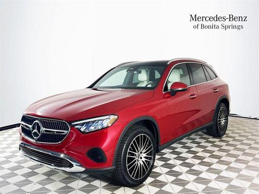 MANUFAKTUR Patagonia Red Metallic 2026 Mercedes-Benz GLC 300 Base