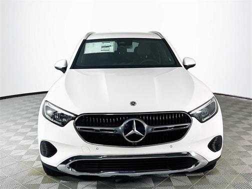 2025 Mercedes-Benz GLC 300 4MATIC