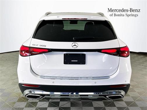 2025 Mercedes-Benz GLC 300 Base