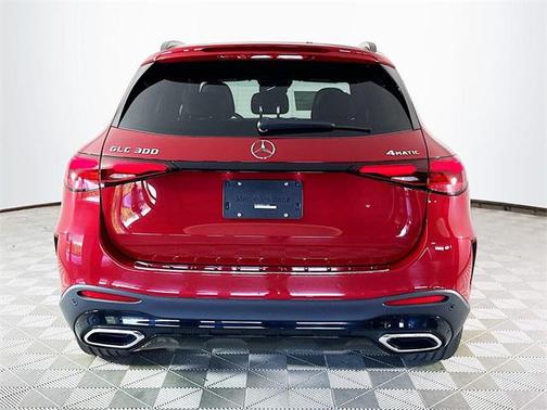 2026 Mercedes-Benz GLC 300 4MATIC