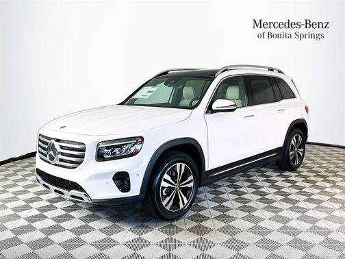 Polar White 2026 Mercedes-Benz GLB 250 4MATIC