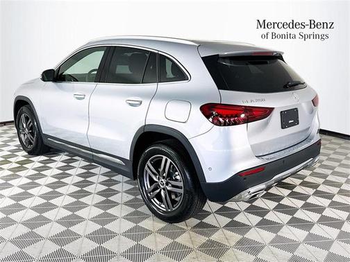 2025 Mercedes-Benz GLA 250 4MATIC