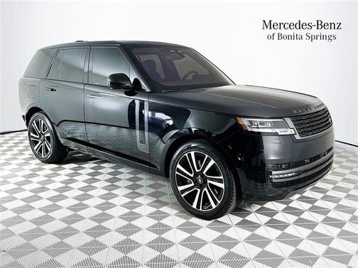 2023 Land Rover Range Rover P530 SE