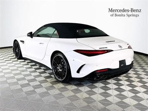 2022 Mercedes-Benz AMG SL 63 Base