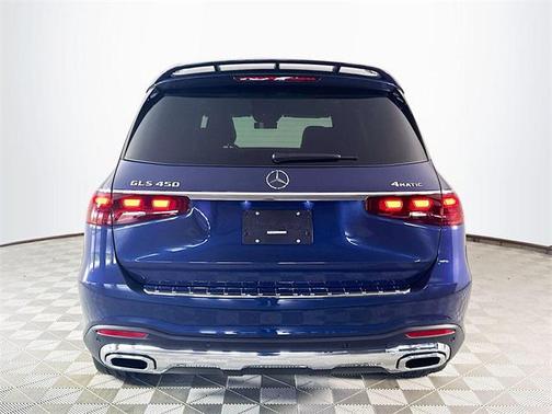 2026 Mercedes-Benz GLS 450 4MATIC
