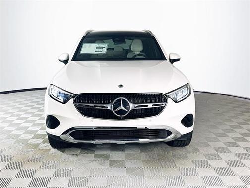 2026 Mercedes-Benz GLC 300 4MATIC
