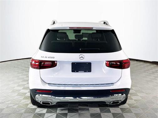 2025 Mercedes-Benz GLB 250 Base