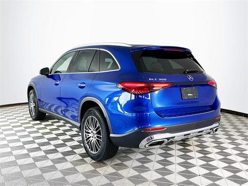 2026 Mercedes-Benz GLC 300 Base