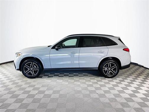2026 Mercedes-Benz GLC 300 4MATIC