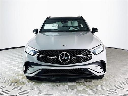 2026 Mercedes-Benz GLC 300 4MATIC