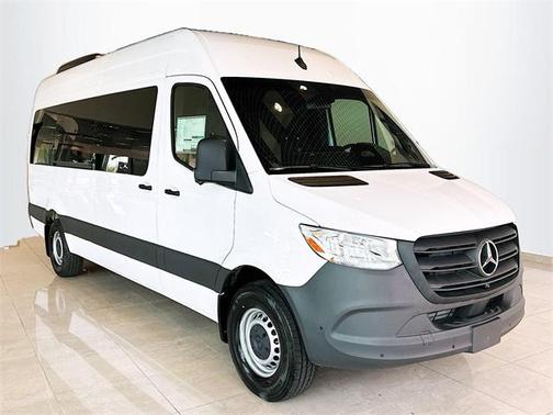 2025 Mercedes-Benz Sprinter 2500 High Roof