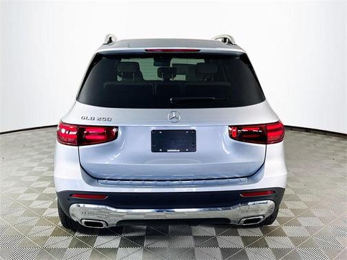 2025 Mercedes-Benz GLB 250 Base