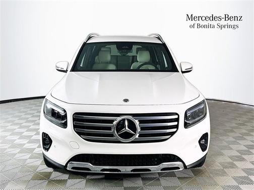 2025 Mercedes-Benz GLB 250