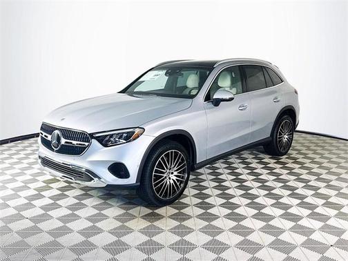 2026 Mercedes-Benz GLC 300 4MATIC