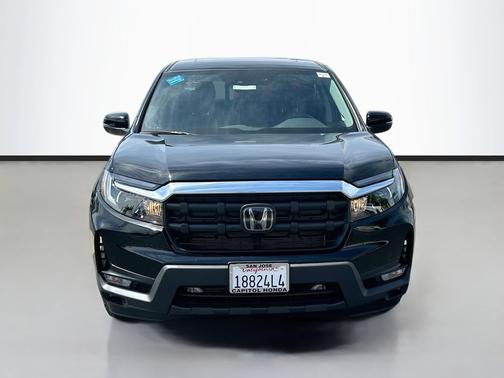 Crystal Black Pearl 2026 Honda Ridgeline