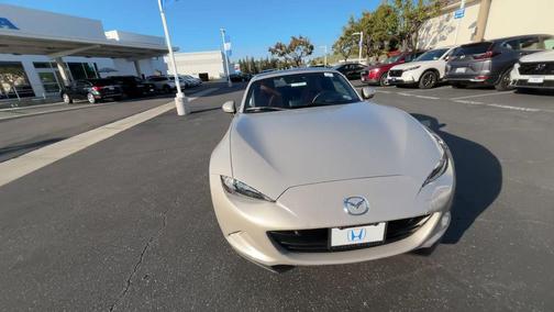 2022 Mazda MX-5 Miata RF Grand Touring