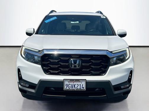 Platinum White Pearl 2023 Honda Passport