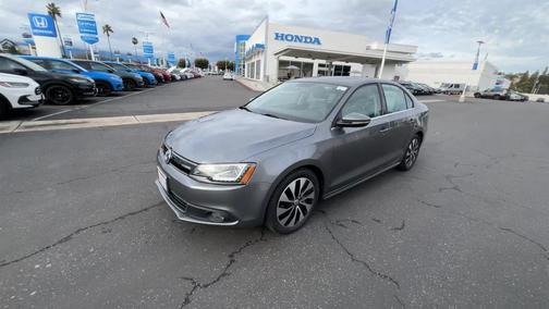 2013 Volkswagen Jetta Hybrid SEL Premium
