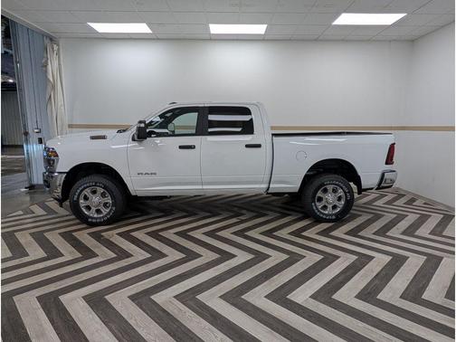 2025 RAM 2500 Big Horn Crew Cab 4x4 6'4' Box