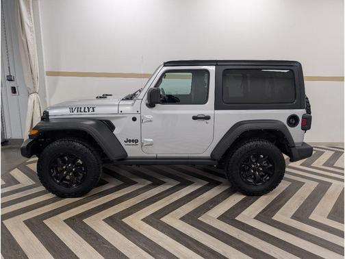 Silver Zynith Clearcoat 2022 Jeep Wrangler Willys