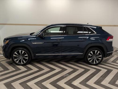 2022 Volkswagen Atlas Cross Sport 3.6L V6 SEL Premium R-Line