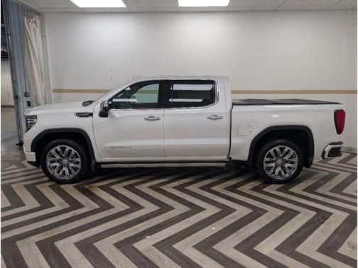 White Frost Tricoat 2022 GMC Sierra 1500 Denali