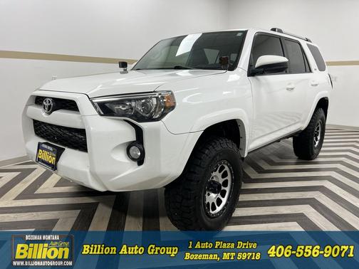 Super White 2019 Toyota 4Runner SR5