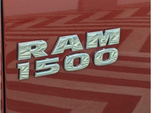 Delmonico Red Pearlcoat 2016 RAM 1500 Big Horn