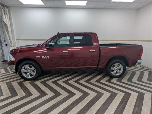 Delmonico Red Pearlcoat 2016 RAM 1500 Big Horn