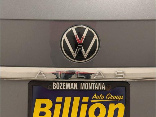 Platinum Gray Metallic 2022 Volkswagen Atlas 3.6L SEL