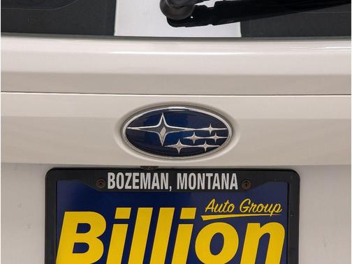 Crystal White Pearl 2018 Subaru Impreza 2.0i Limited