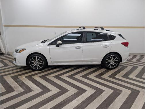 Crystal White Pearl 2018 Subaru Impreza 2.0i Limited