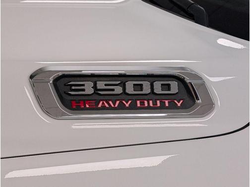 Bright White Clearcoat 2021 RAM 3500 Laramie Crew Cab 4x4 8' Box
