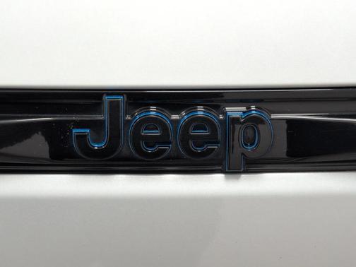 2024 Jeep Grand Cherokee 4xe Trailhawk
