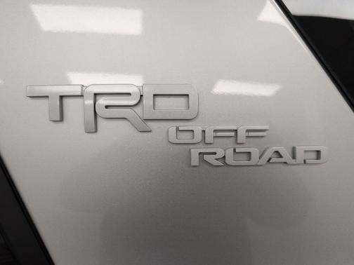 2024 Toyota 4Runner TRD Off Road