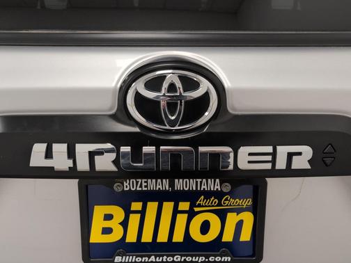 2024 Toyota 4Runner TRD Off Road