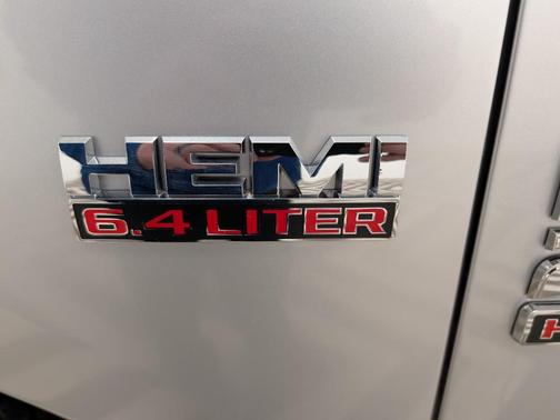 2018 RAM 2500 Big Horn Crew Cab 4x4 6'4' Box