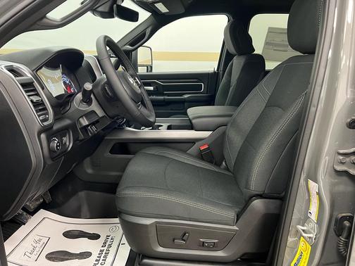 2026 RAM 3500 Big Horn Crew Cab 4x4 8' Box