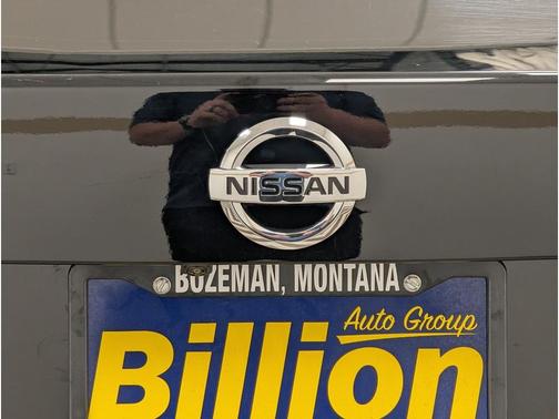 Super Black 2022 Nissan Sentra SV