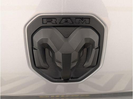 2023 RAM 3500 Limited Crew Cab 4x4 8' Box