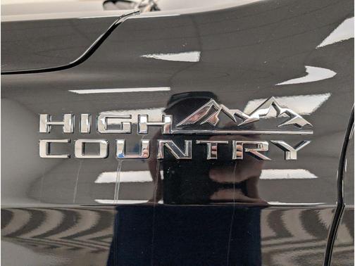 2021 Chevrolet Tahoe 4WD High Country