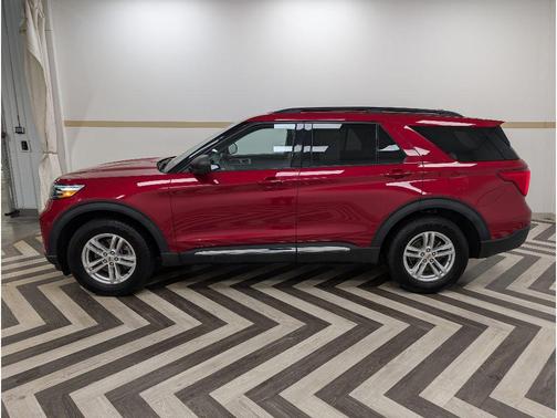 Rapid Red Metallic Tinted Clearcoat 2020 Ford Explorer XLT