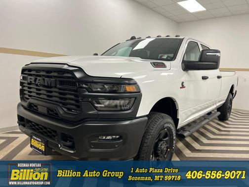 Bright White Clearcoat 2026 RAM 3500 Tradesman Crew Cab 4x4 8' Box